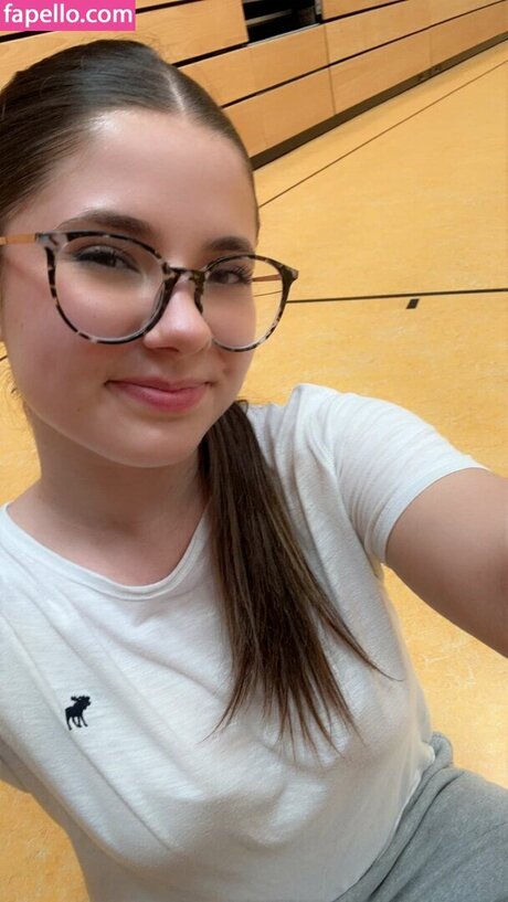 Nacktes geleaktes OnlyFans-Foto von Lilousecret