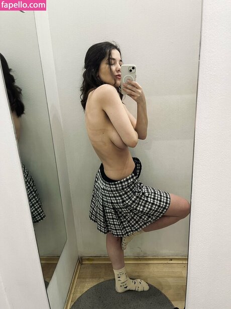 Nacktes geleaktes OnlyFans-Foto von Grushechka