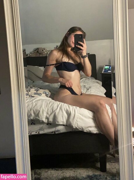Nacktes geleaktes OnlyFans-Foto von Peachyhal