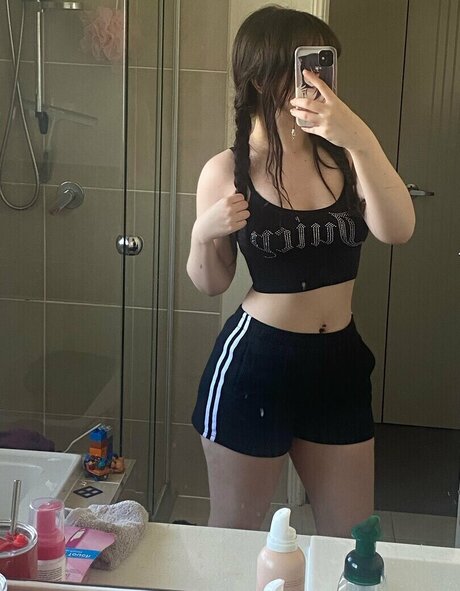 Nacktes geleaktes OnlyFans-Foto von Tinynoob