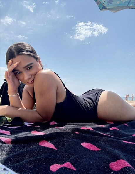 Nacktes geleaktes OnlyFans-Foto von Imnotsidnee