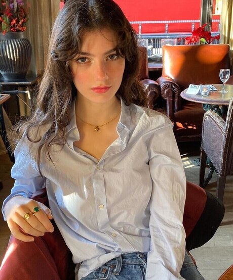 Nacktes geleaktes OnlyFans-Foto von Zoa Mossour