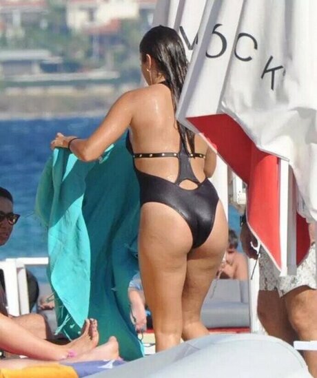 Hande Erçel
