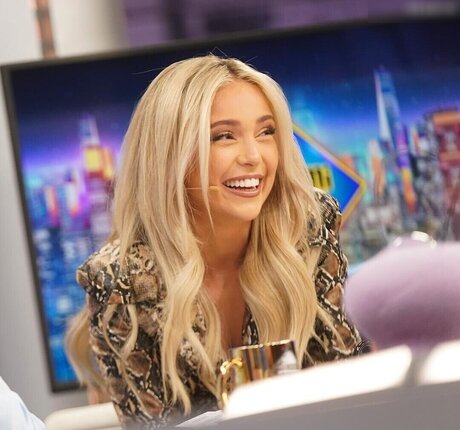 Ana Mena