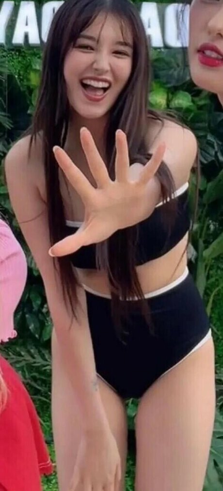 Nancy Momoland