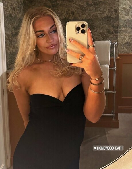 Nacktes geleaktes OnlyFans-Foto von Sarah Glenn