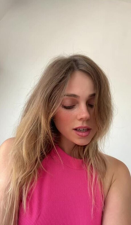 Velvet Tatti