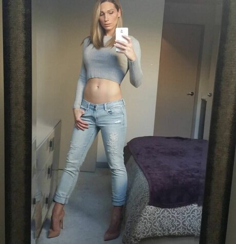 Nacktes geleaktes OnlyFans-Foto von Kayla Autumn Ward