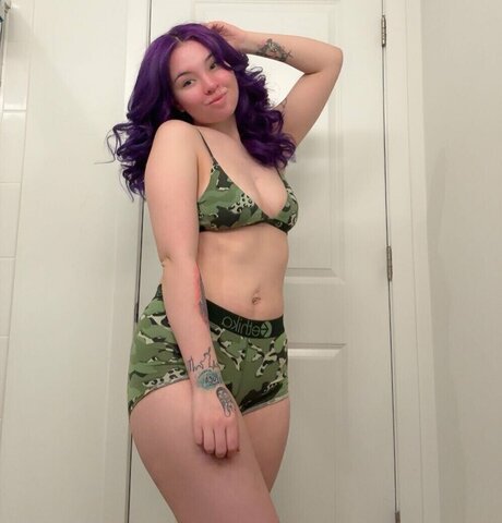 Nacktes geleaktes OnlyFans-Foto von Mary Liven