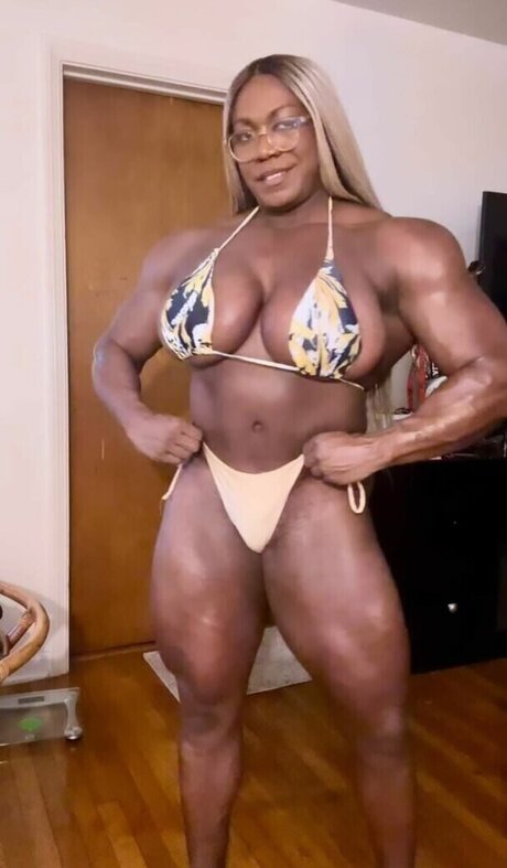 Nacktes geleaktes OnlyFans-Foto von Carla Bradley