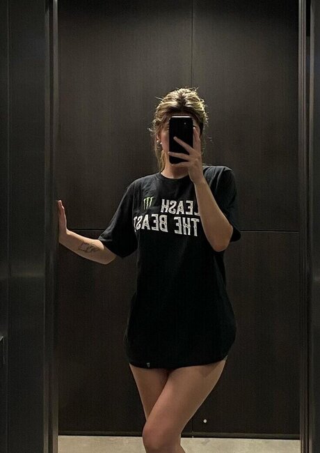Nacktes geleaktes OnlyFans-Foto von Soydairi