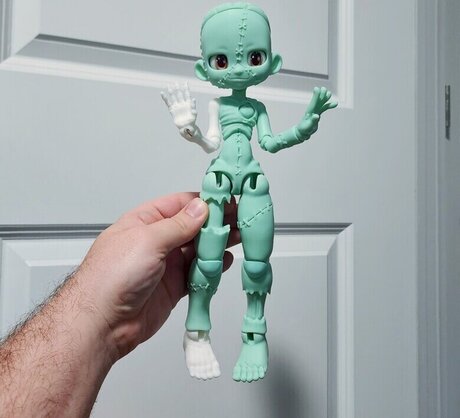 Zombie_Doll
