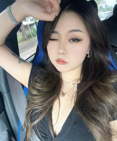 Nacktes geleaktes OnlyFans-Foto von Hanavocado