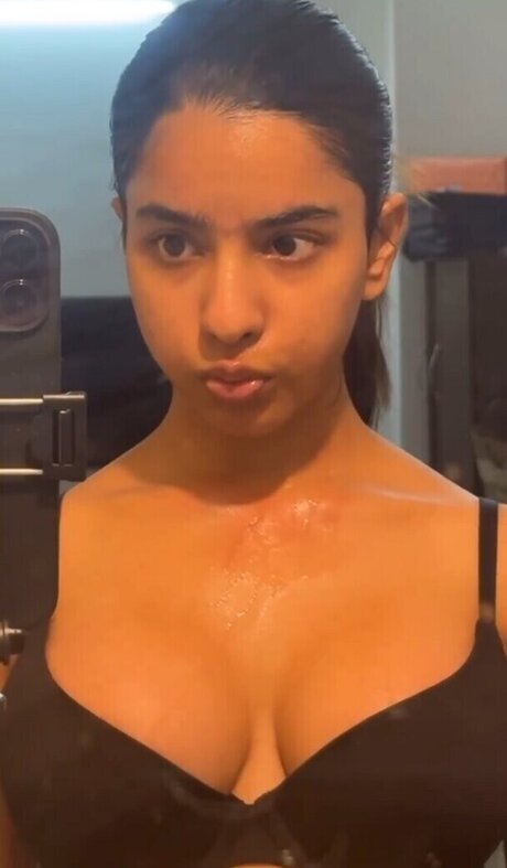 Aurora Sinclair