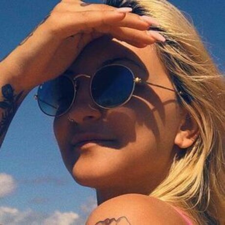 Julia Michaels