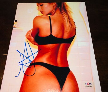 NiykeeHeaton