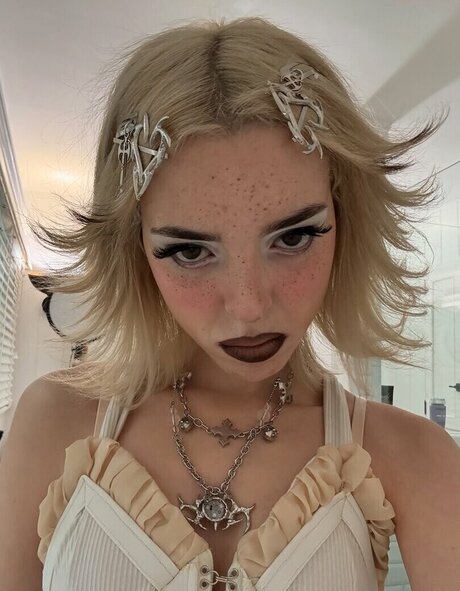 Sophie Powers
