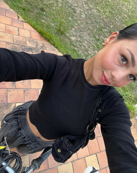 Elise_cm