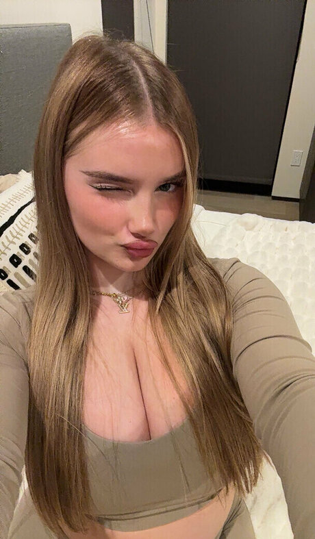 Nacktes geleaktes OnlyFans-Foto von Anna Kopf