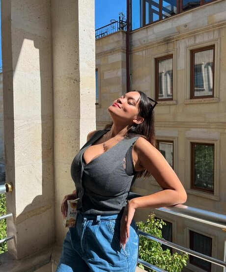 Nacktes geleaktes OnlyFans-Foto von Nakishka