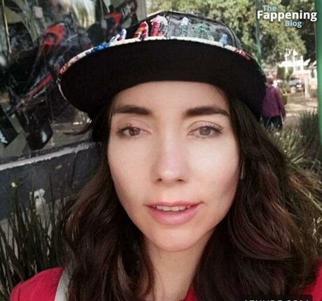Bella De La Vega