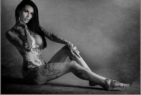 Nacktes geleaktes OnlyFans-Foto von Inkedsiren