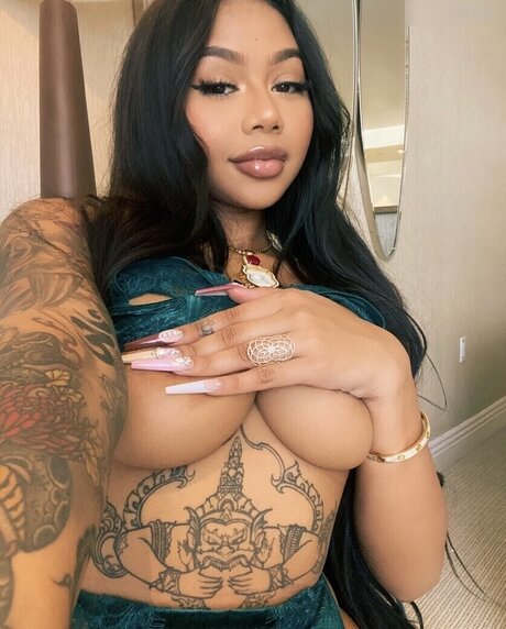 Nacktes geleaktes OnlyFans-Foto von Tianna Lynn