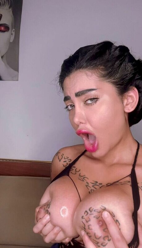 Aida Nikbakhti