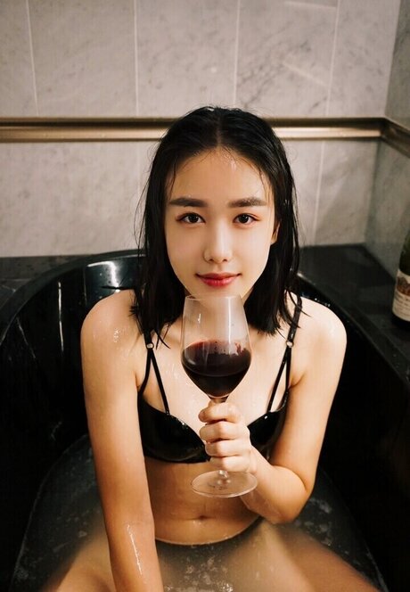 Thea Lee