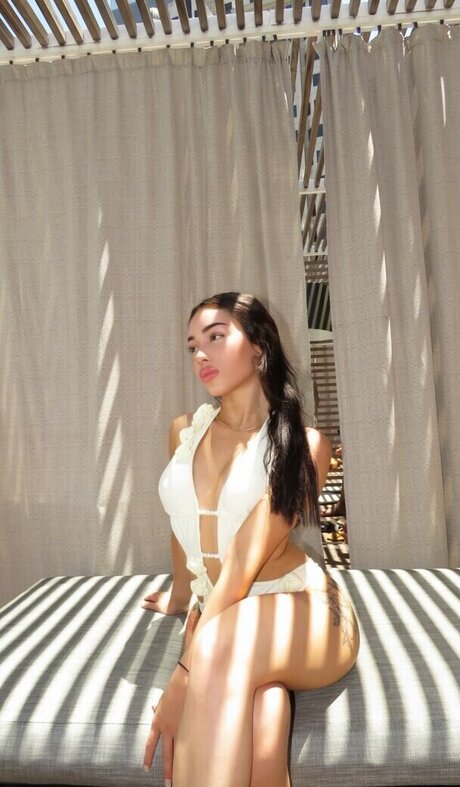 Nacktes geleaktes OnlyFans-Foto von Julbellaa