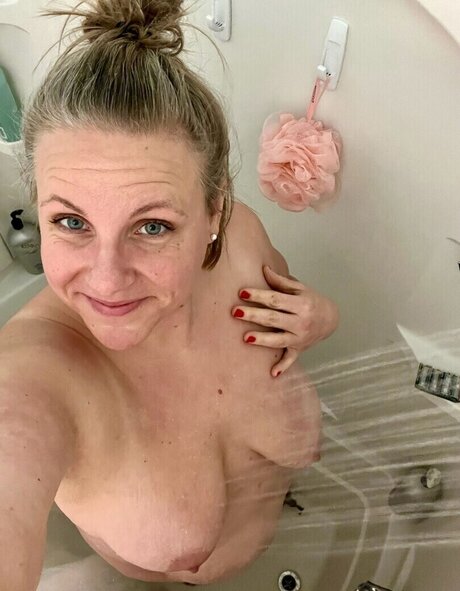 Mmfluvah