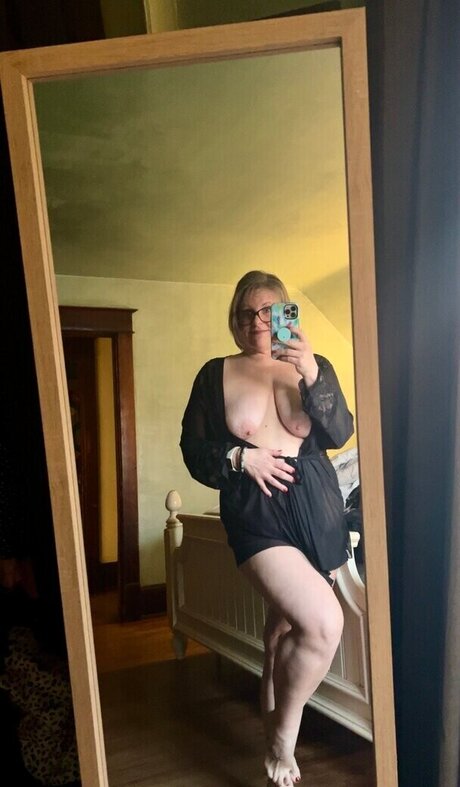 Mmfluvah