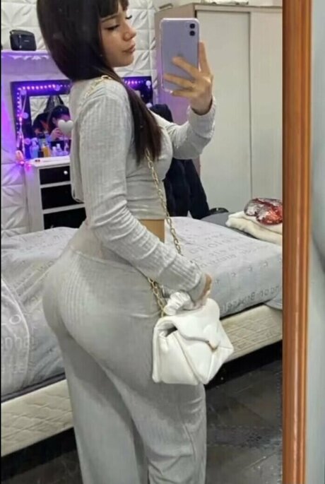 Nacktes geleaktes OnlyFans-Foto von Eli Maciel