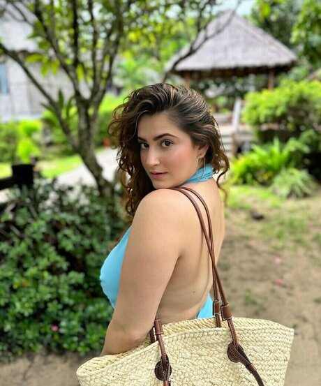 Nacktes geleaktes OnlyFans-Foto von Shivaleeka Oberoi