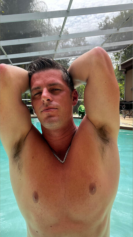 Nacktes geleaktes OnlyFans-Foto von Naughty Ronnie
