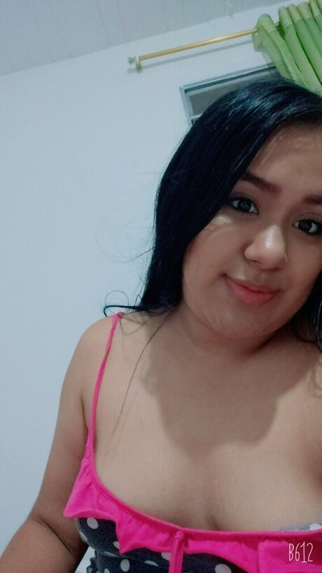 Nacktes geleaktes OnlyFans-Foto von Yenifer Liceth Garzon Rayo