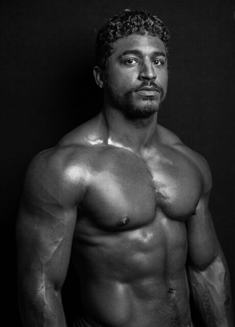 Nacktes geleaktes OnlyFans-Foto von Armani