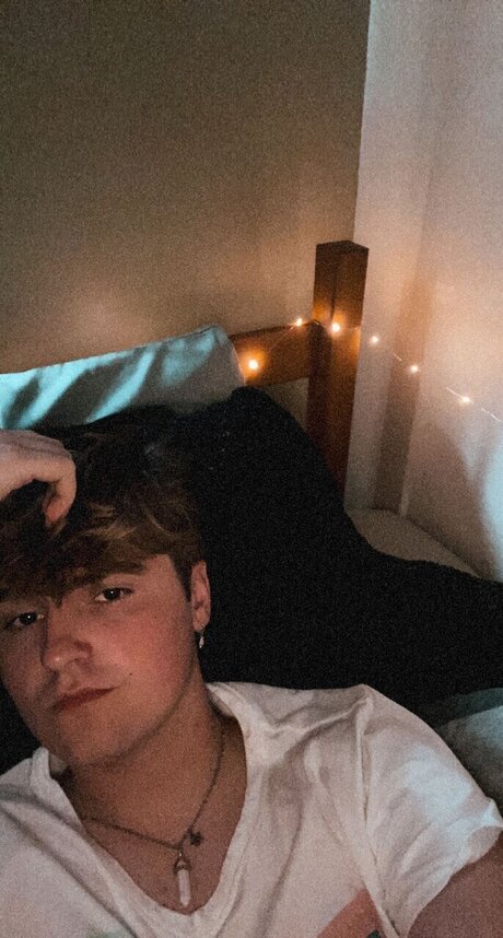 Nacktes geleaktes OnlyFans-Foto von Wyatt