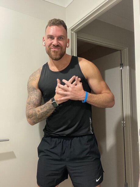 Nacktes geleaktes OnlyFans-Foto von Furry Aussie