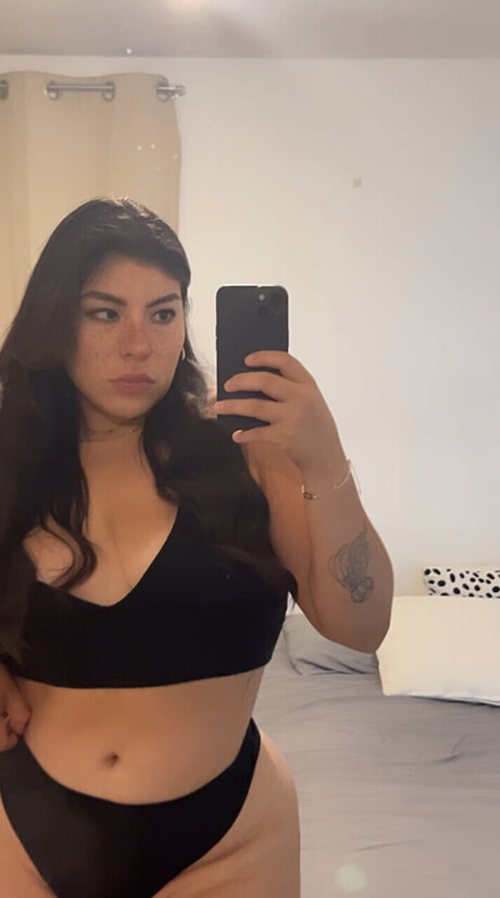 Nacktes geleaktes OnlyFans-Foto von Dani Roma