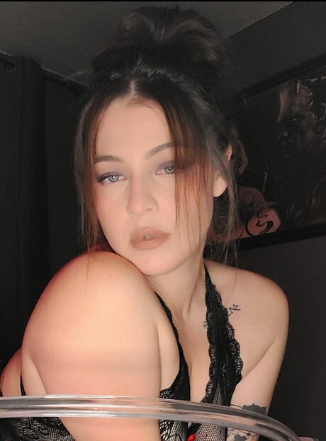Nacktes geleaktes OnlyFans-Foto von Aly Nexxxt Door