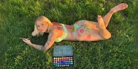 Nacktes geleaktes OnlyFans-Foto von Cassie
