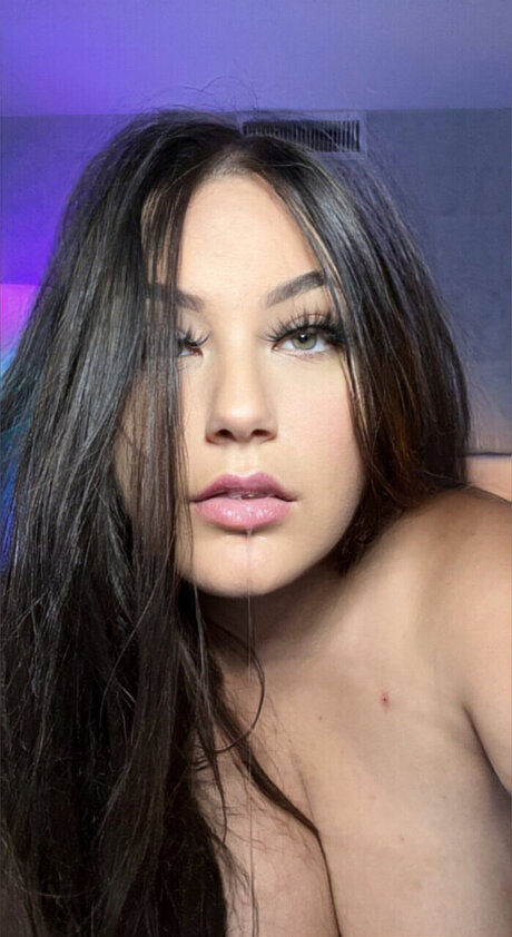 Nacktes geleaktes OnlyFans-Foto von Your Thick Secret 