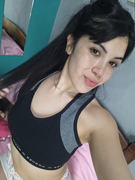 Nacktes geleaktes OnlyFans-Foto von C I N T H I A