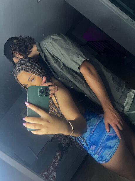 Nacktes geleaktes OnlyFans-Foto von Dev And Luke