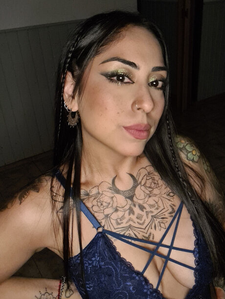 Nacktes geleaktes OnlyFans-Foto von Amani