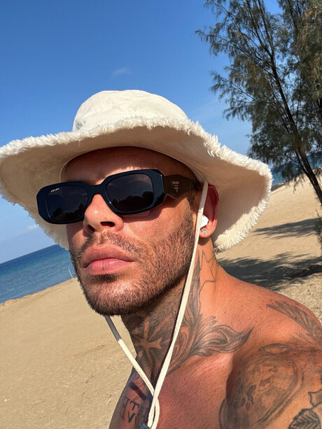 Nacktes geleaktes OnlyFans-Foto von Master Ares 