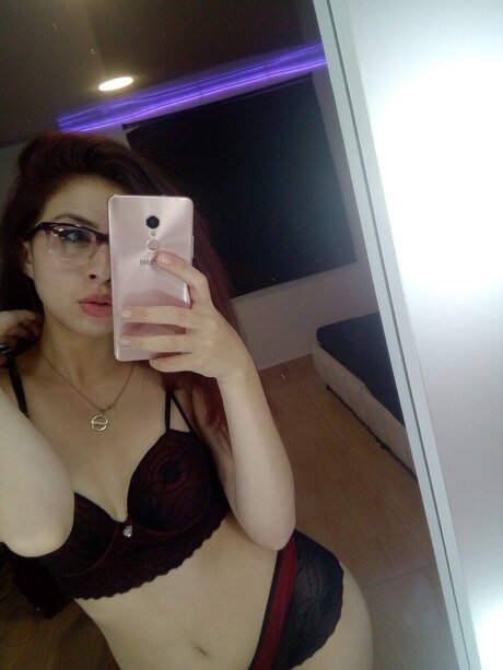 Nacktes geleaktes OnlyFans-Foto von Yoshi