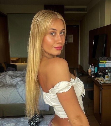Nacktes geleaktes OnlyFans-Foto von Jasmin