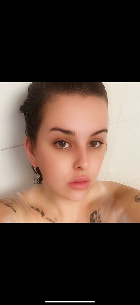 Nacktes geleaktes OnlyFans-Foto von Goddessceecee 
